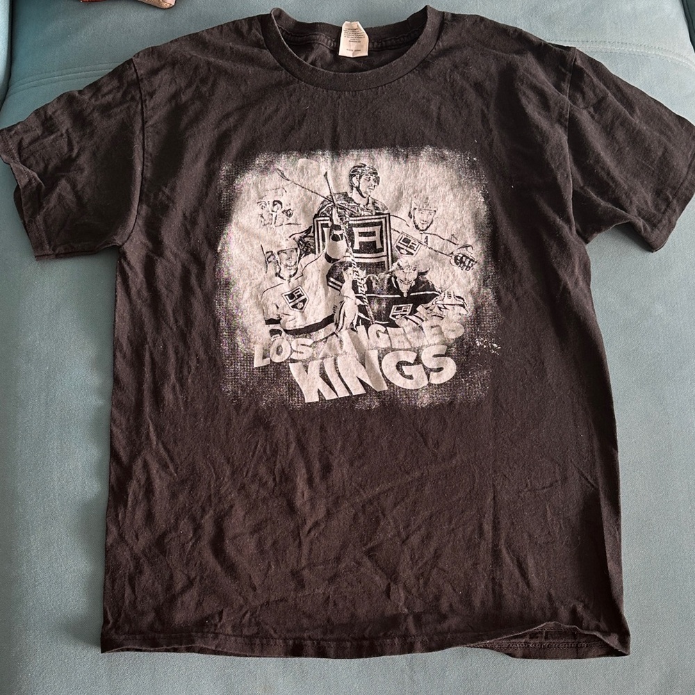 LA Kings black t shirt size medium